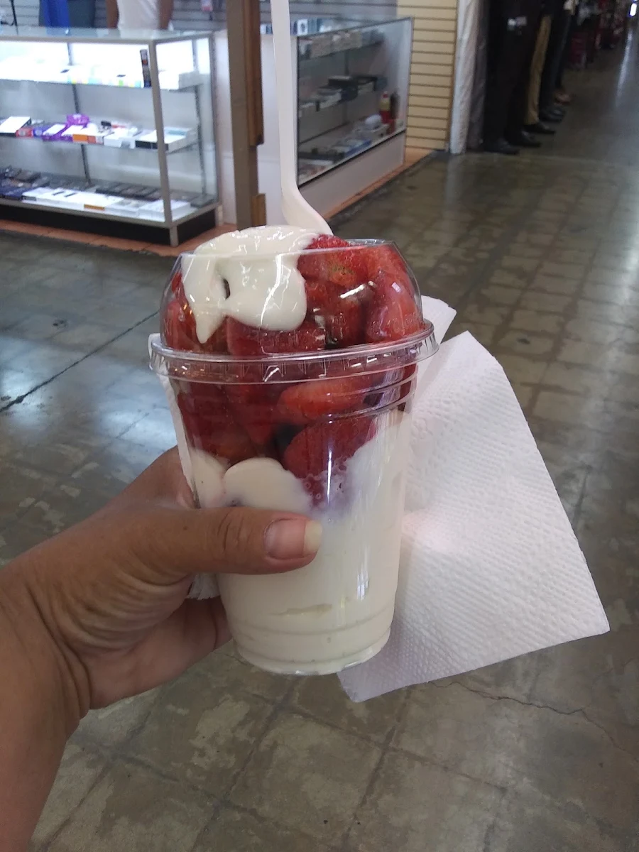 Strawberry Sundae