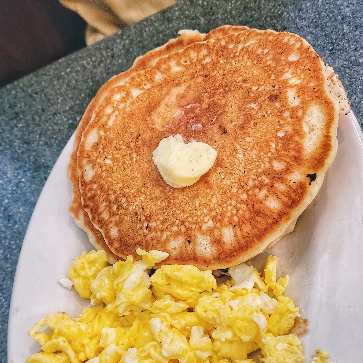 Banana & Chocolate Chip Pancakes