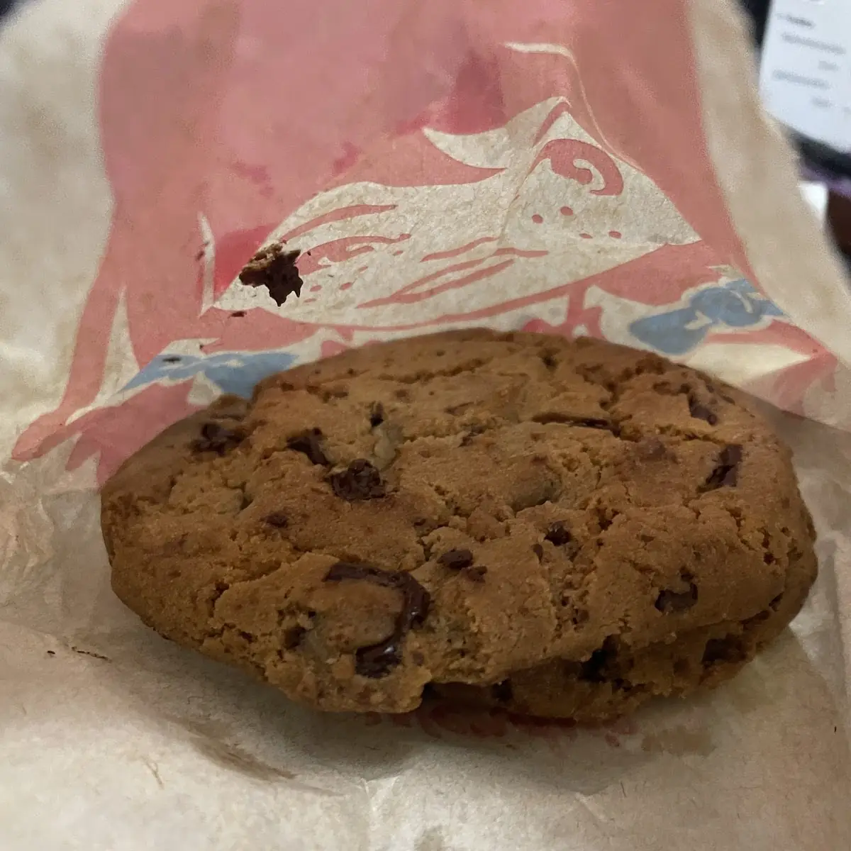 2 Chocolate Chip Cookies