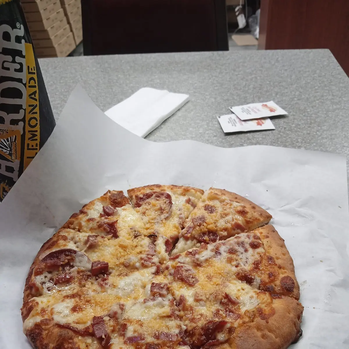 8 Personal Pizza
