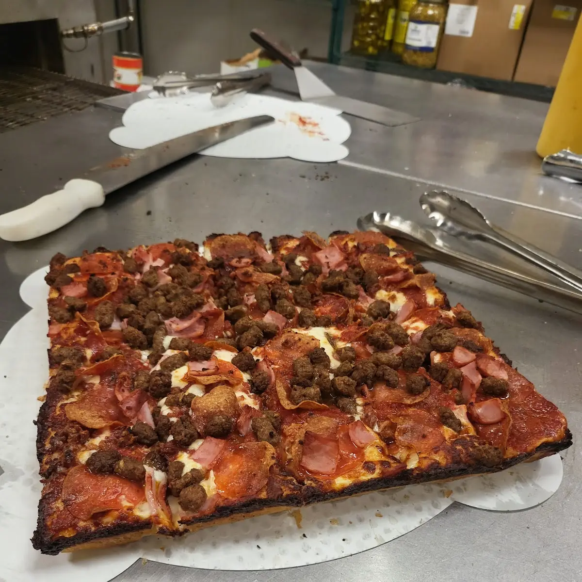 Detroit Style Deep-Dish