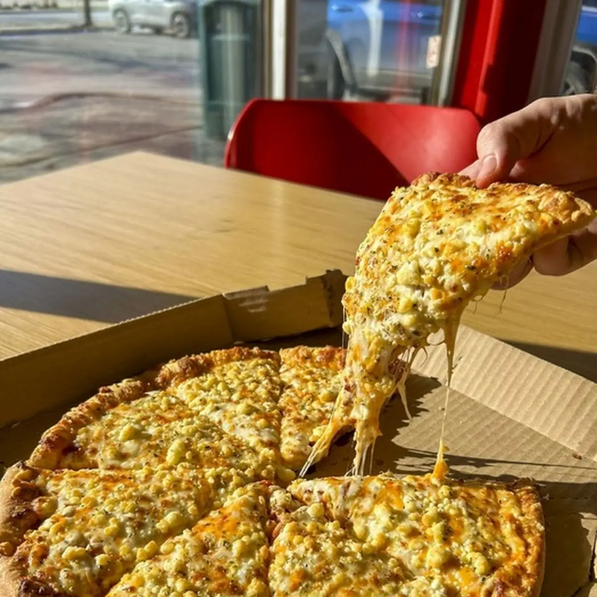 Highlights, Domino's Pizza