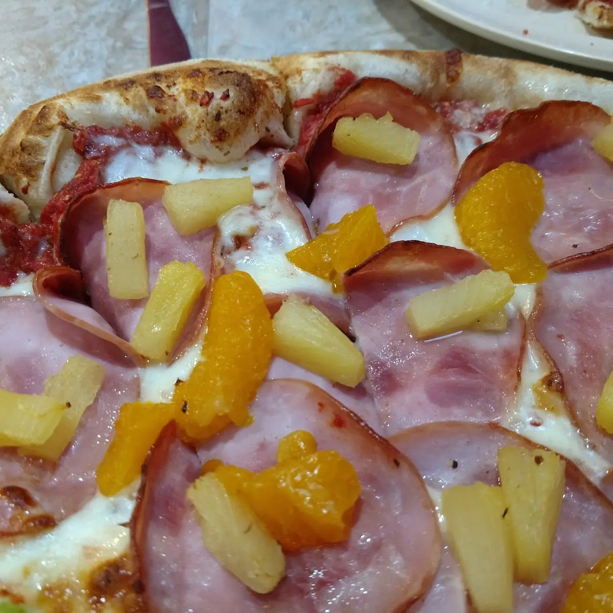 Hawaiian Pizza