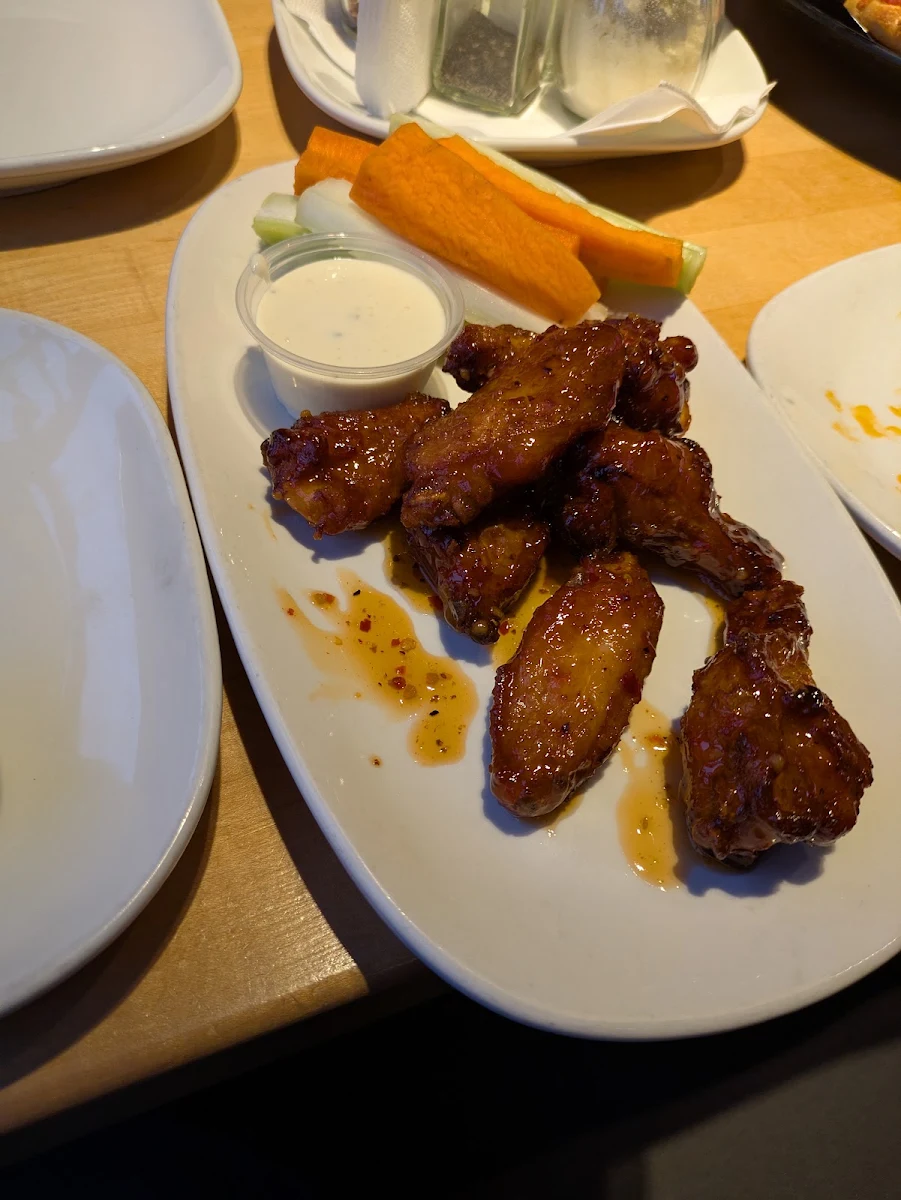 Wings, Boston Pizza