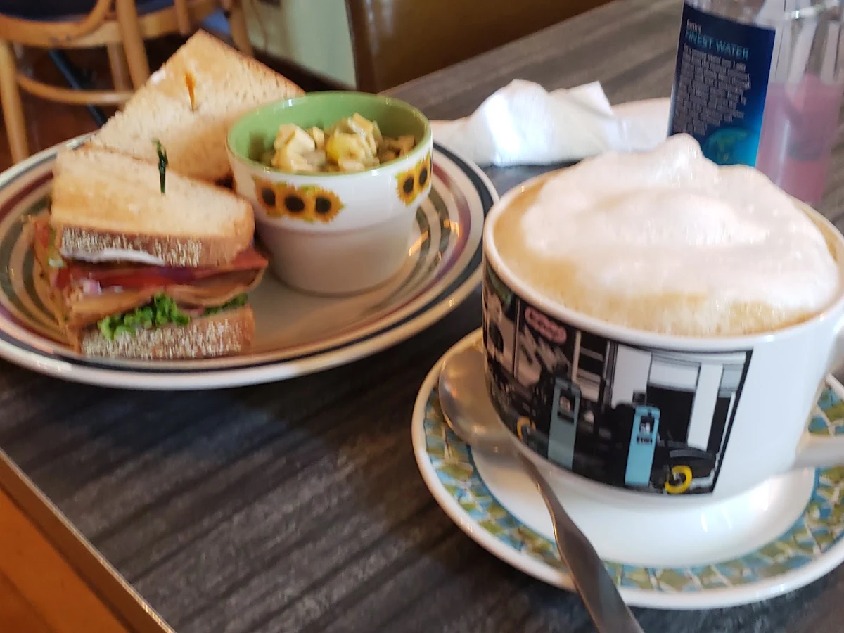 Vegan Deli Sandwich