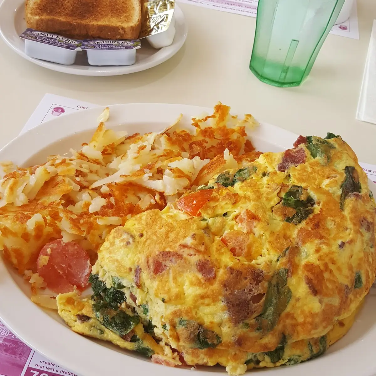 Veggie Omelet with Hash Browns