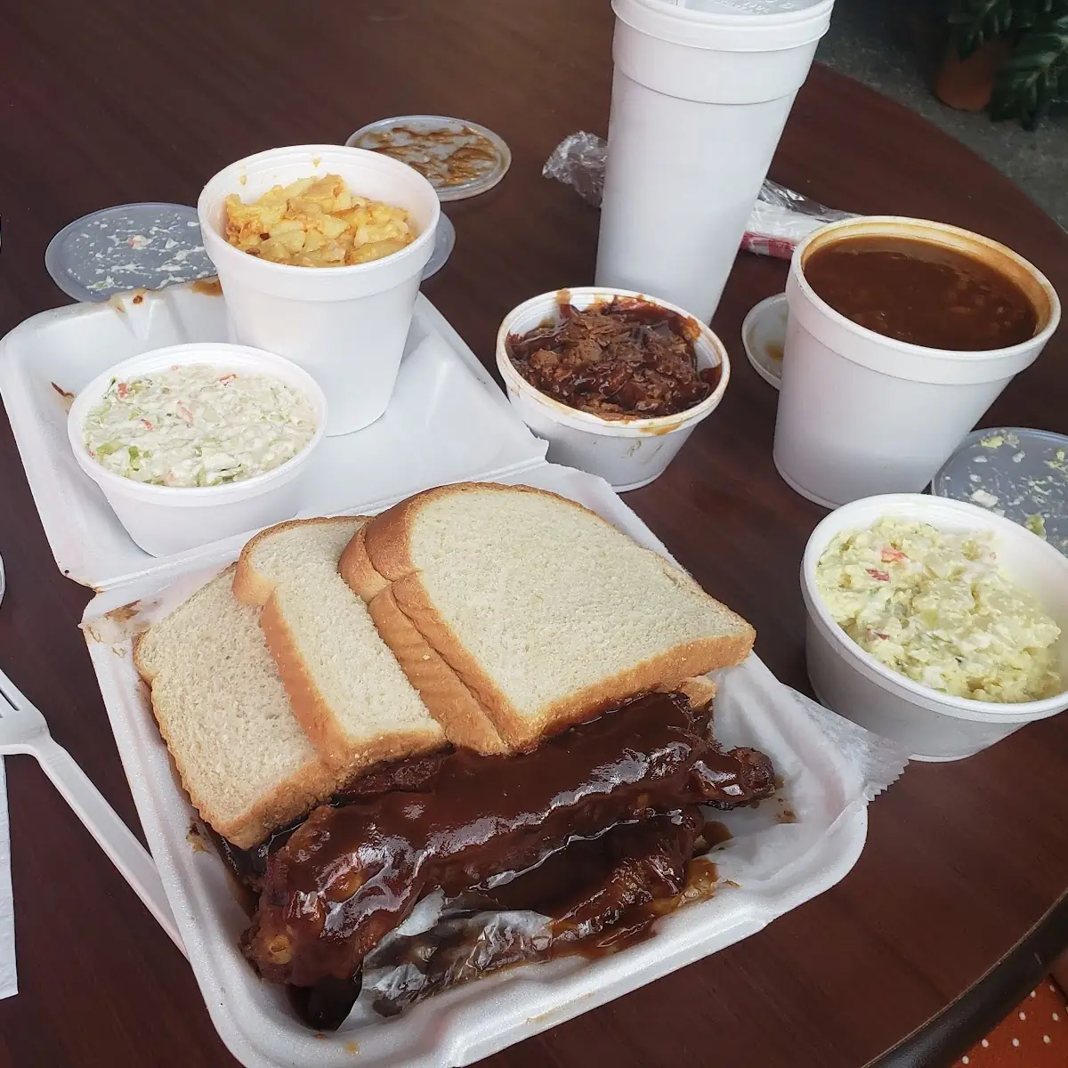 Pulled Pork Ribs Chicken Platter