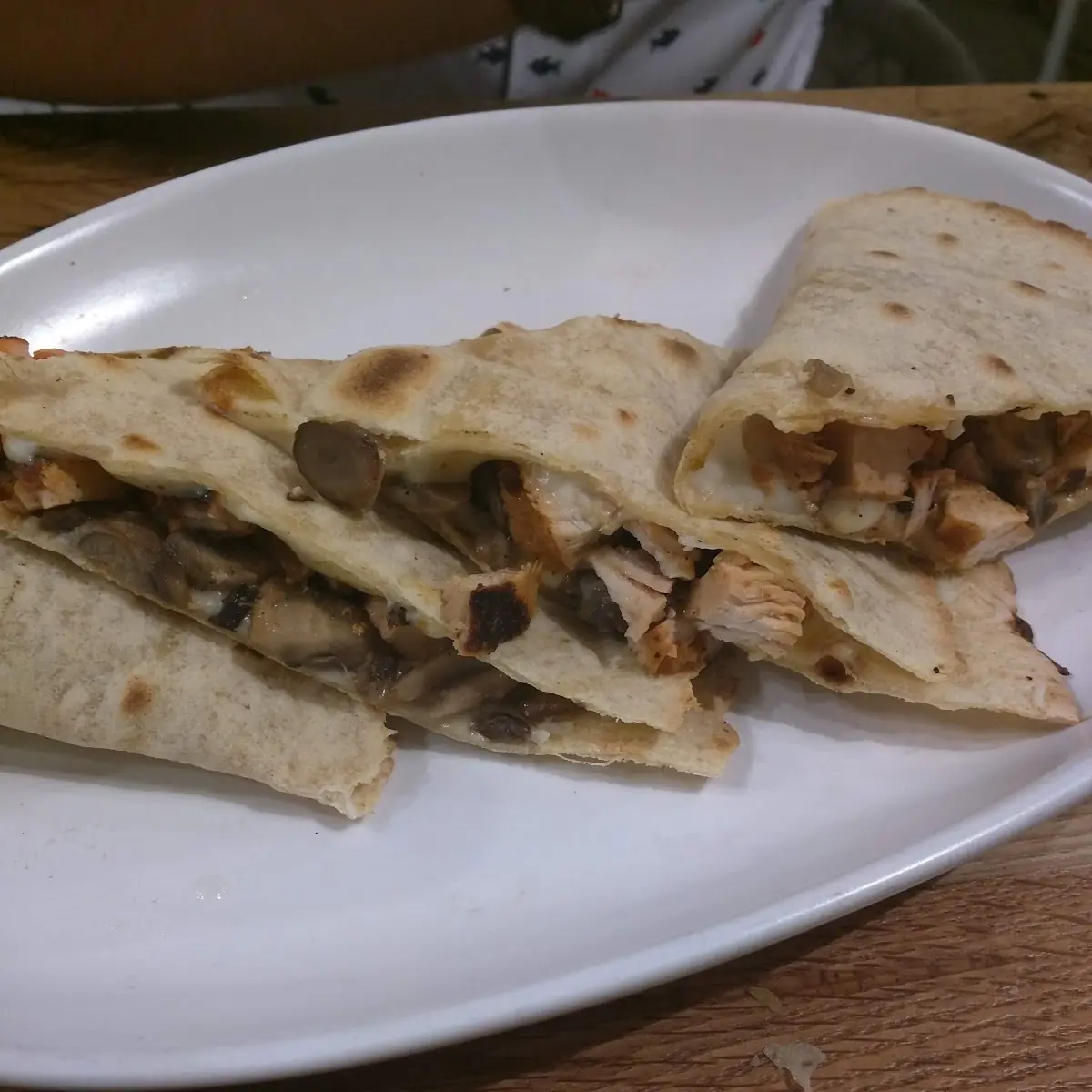Quesadillas Con Carne Asada with Steak