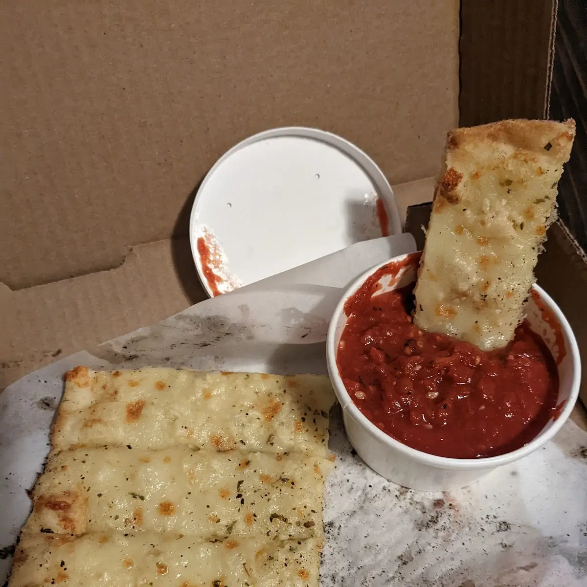 Cheese Bread and Marinara Sauce