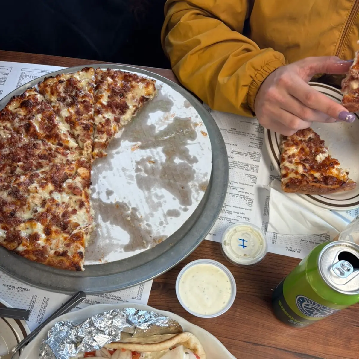 Bacon Ranch Pizza with Garlic