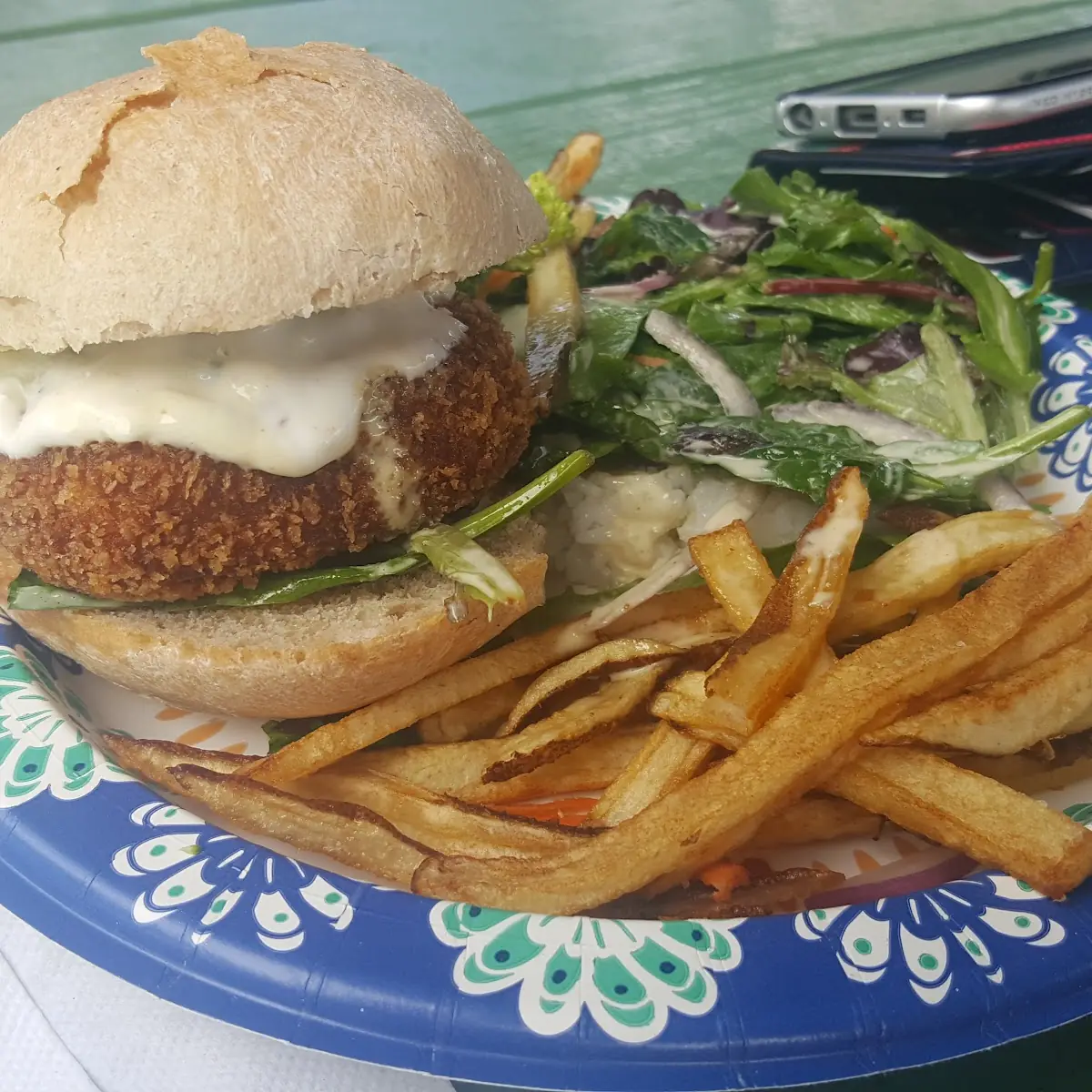Crab Cakes Burger