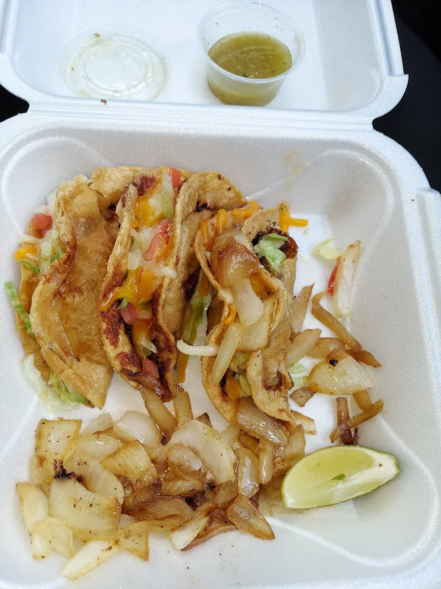Fried Corn Shredded Chicken Taco