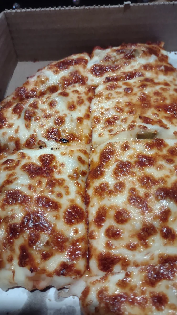 Thin Crust Pepperoni Pizza
