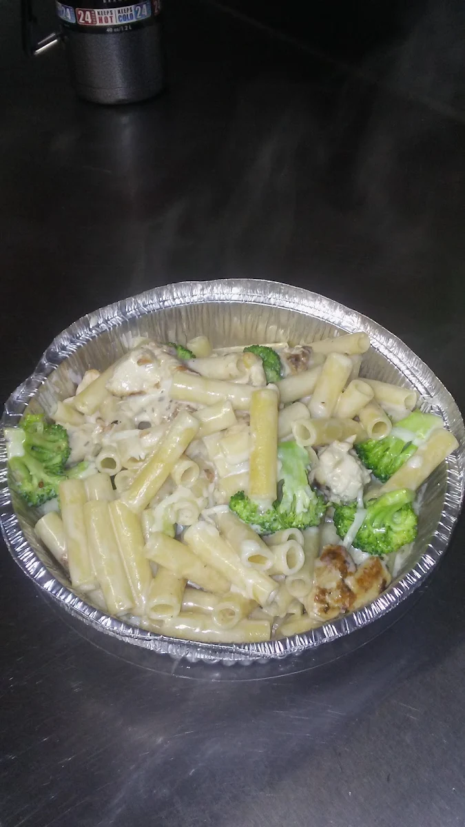 Ziti Chicken Broccoli Alfredo