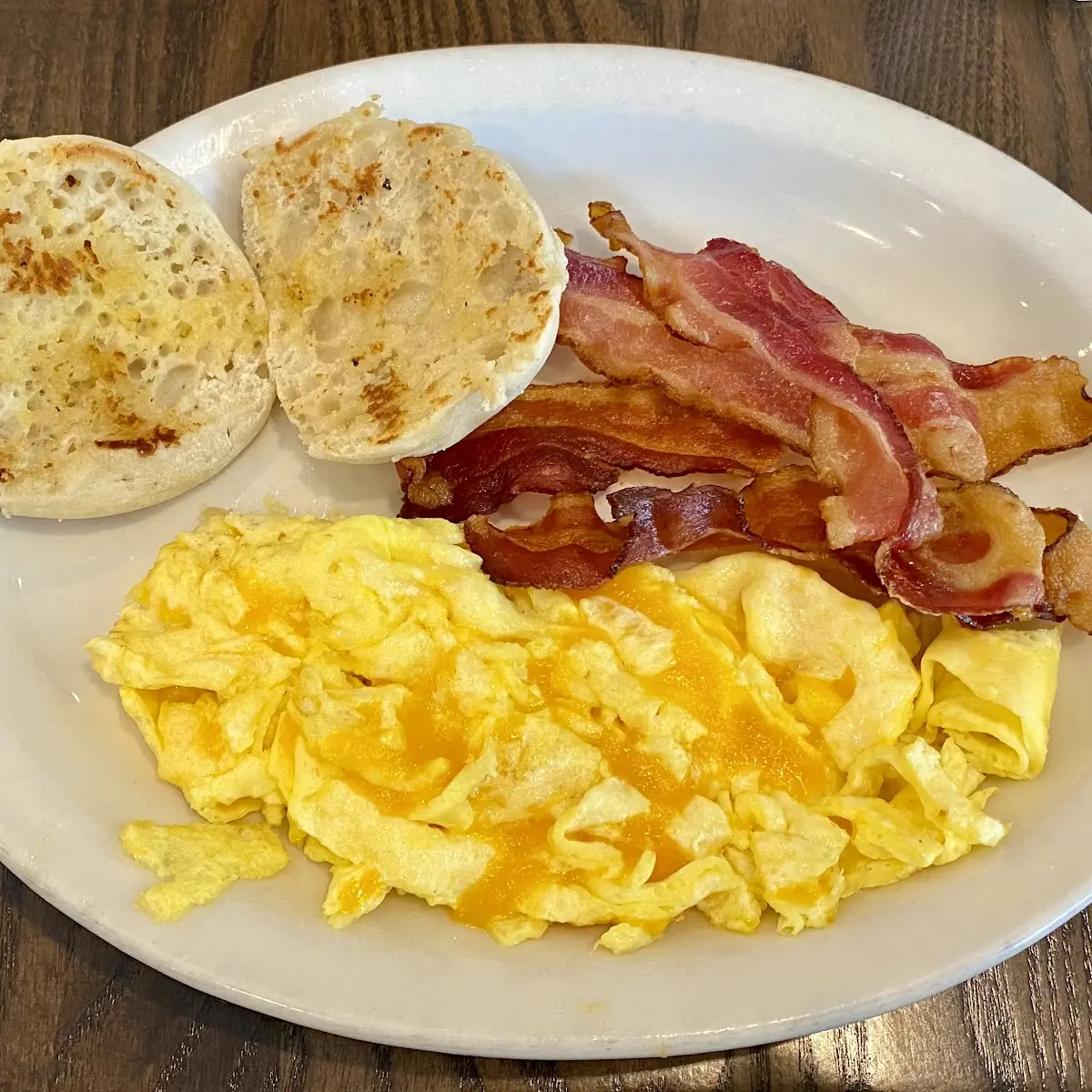 Eggs with Bacon and English Muffin