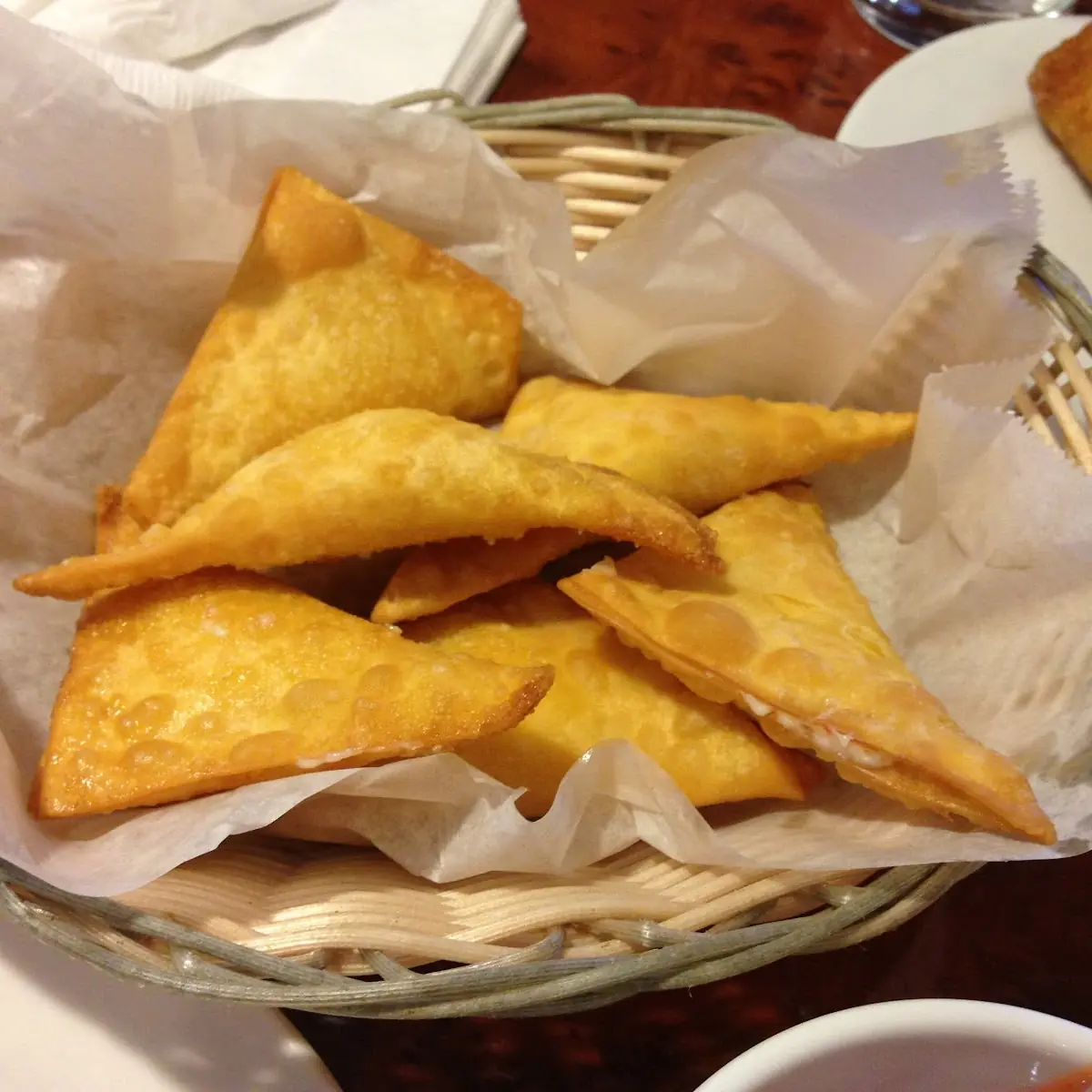 Cheese Wonton 8