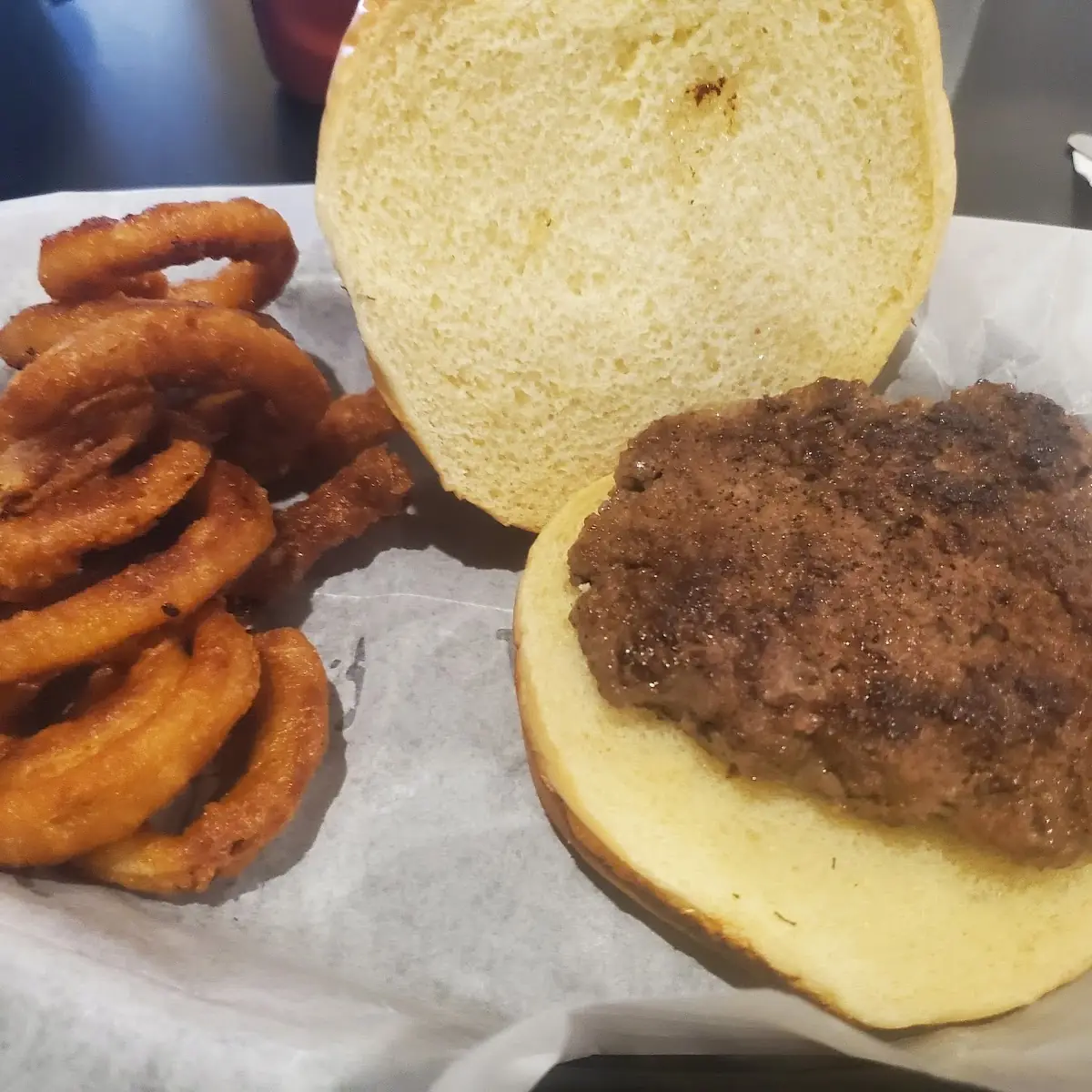 Hamburger with 3 Onion Rings Add-On