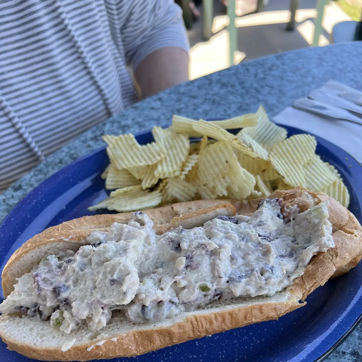 Tuna or Chicken Salad Roll