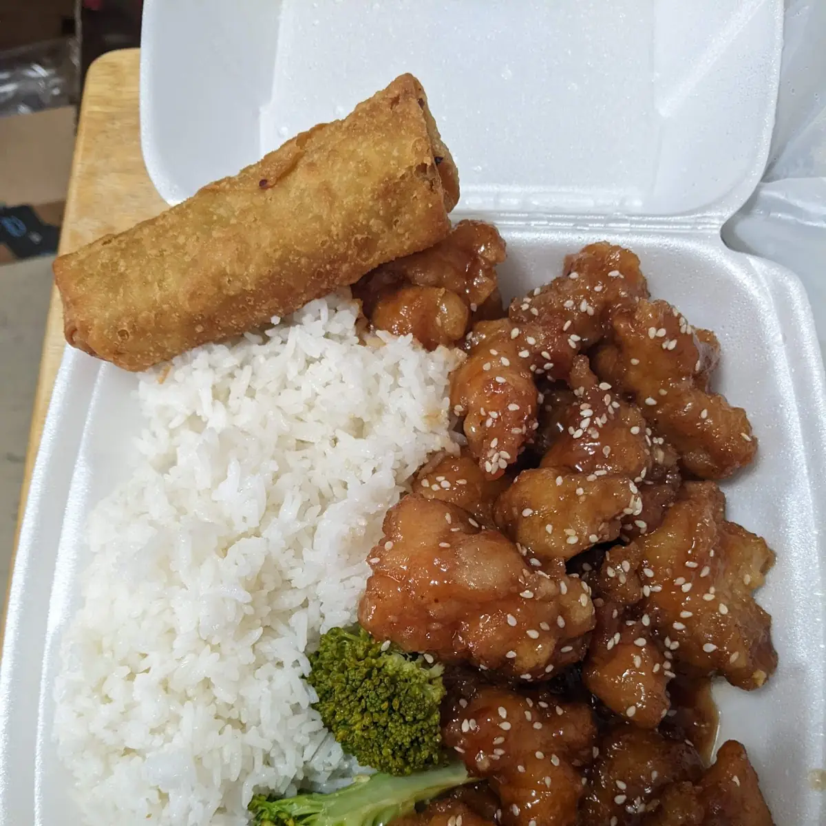 Sesame Chicken with White Rice