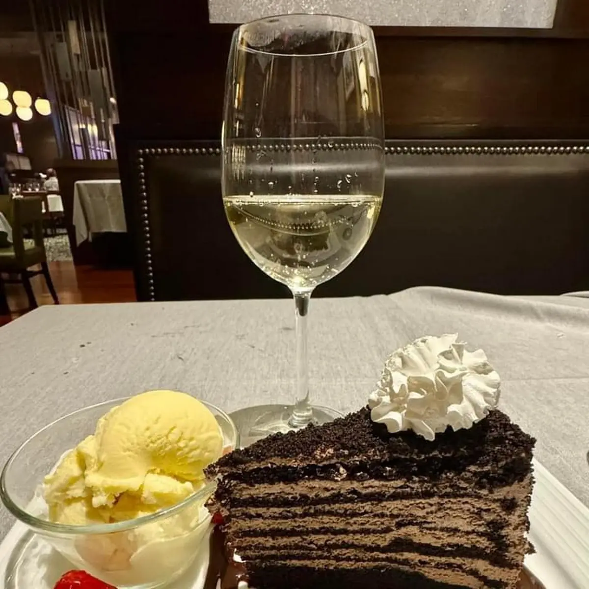 Hot Chocolate Cake