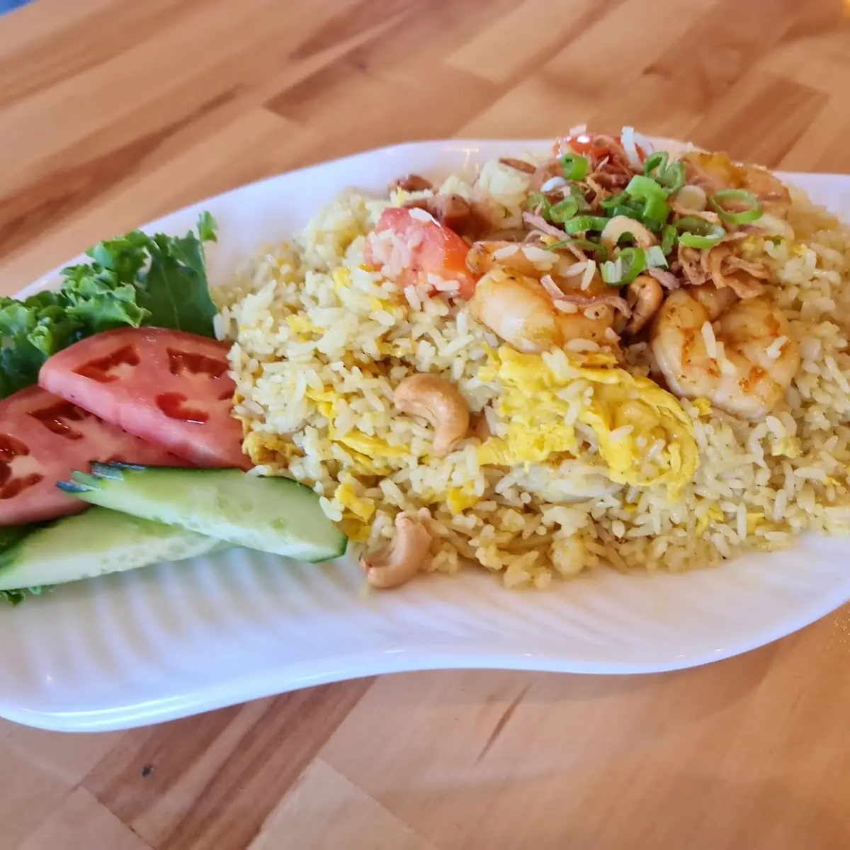 Kow Pad Sub-PA-Rod Pineapple Fried Rice