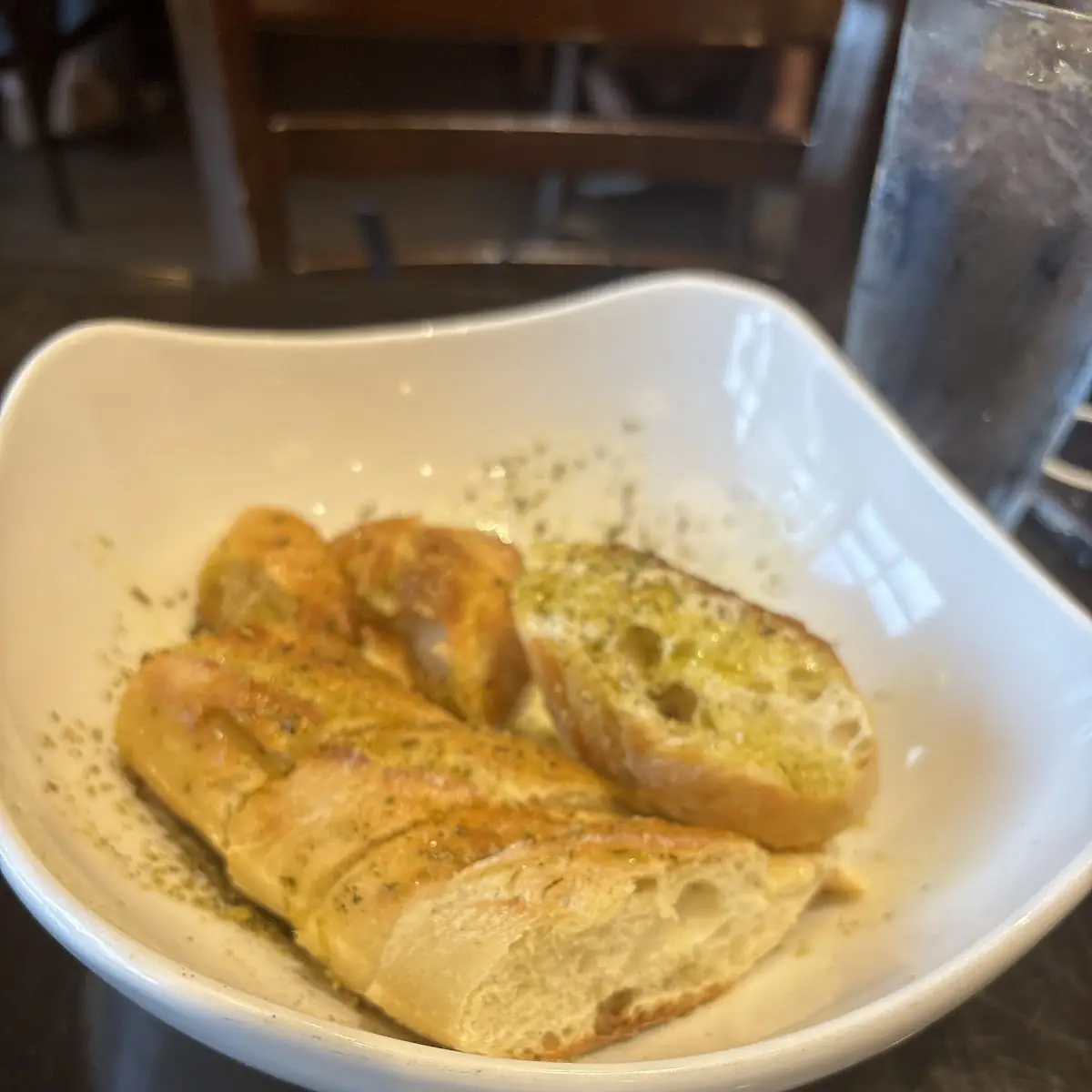 Complimentary Garlic Bread, Fratelli Pasta Grill
