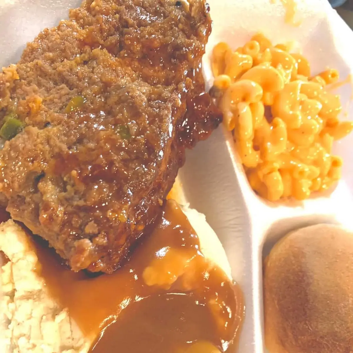 Mashed Potatos & Gravy Mac-N-Cheese