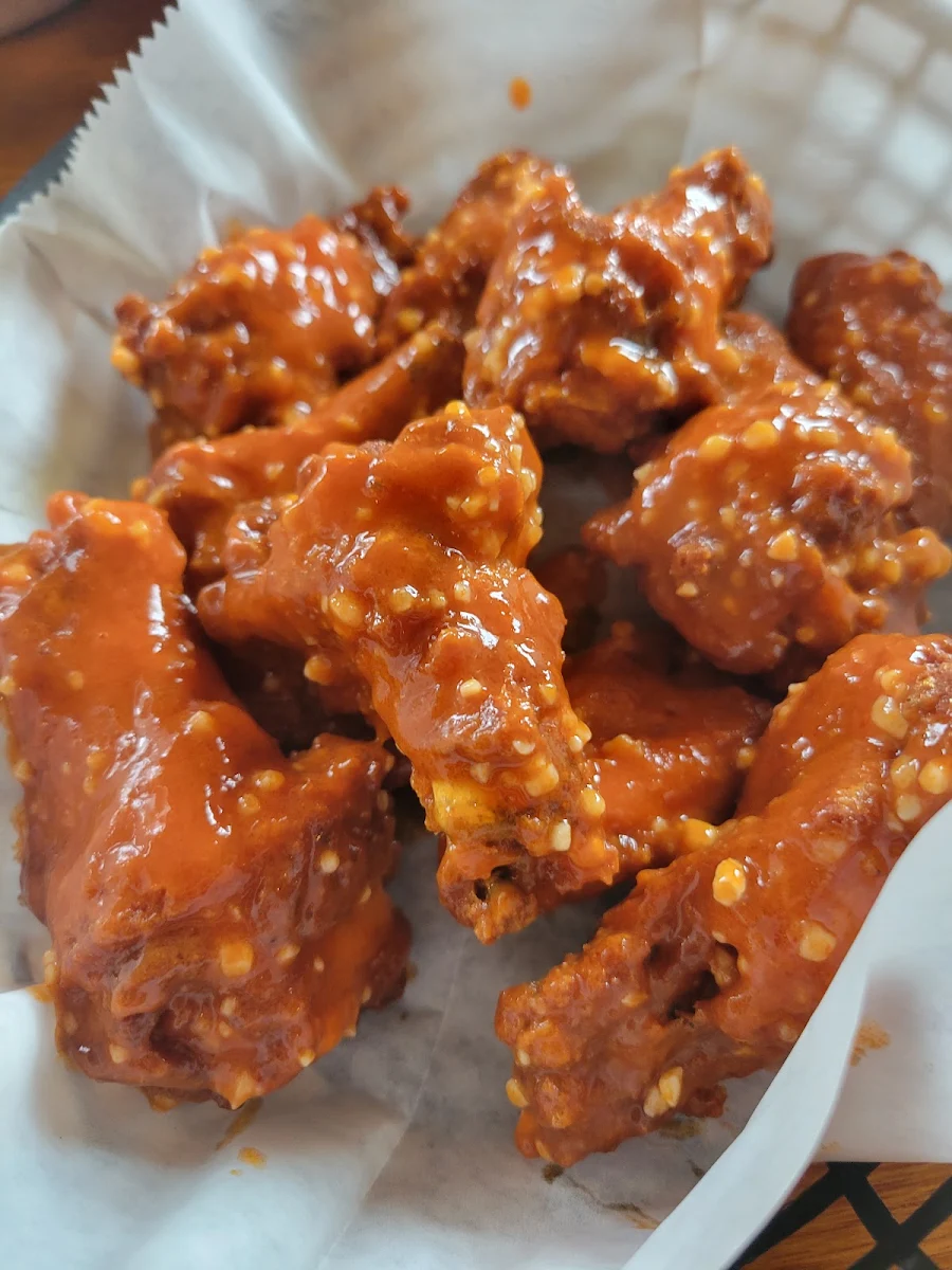 Spicy Garlic Wings