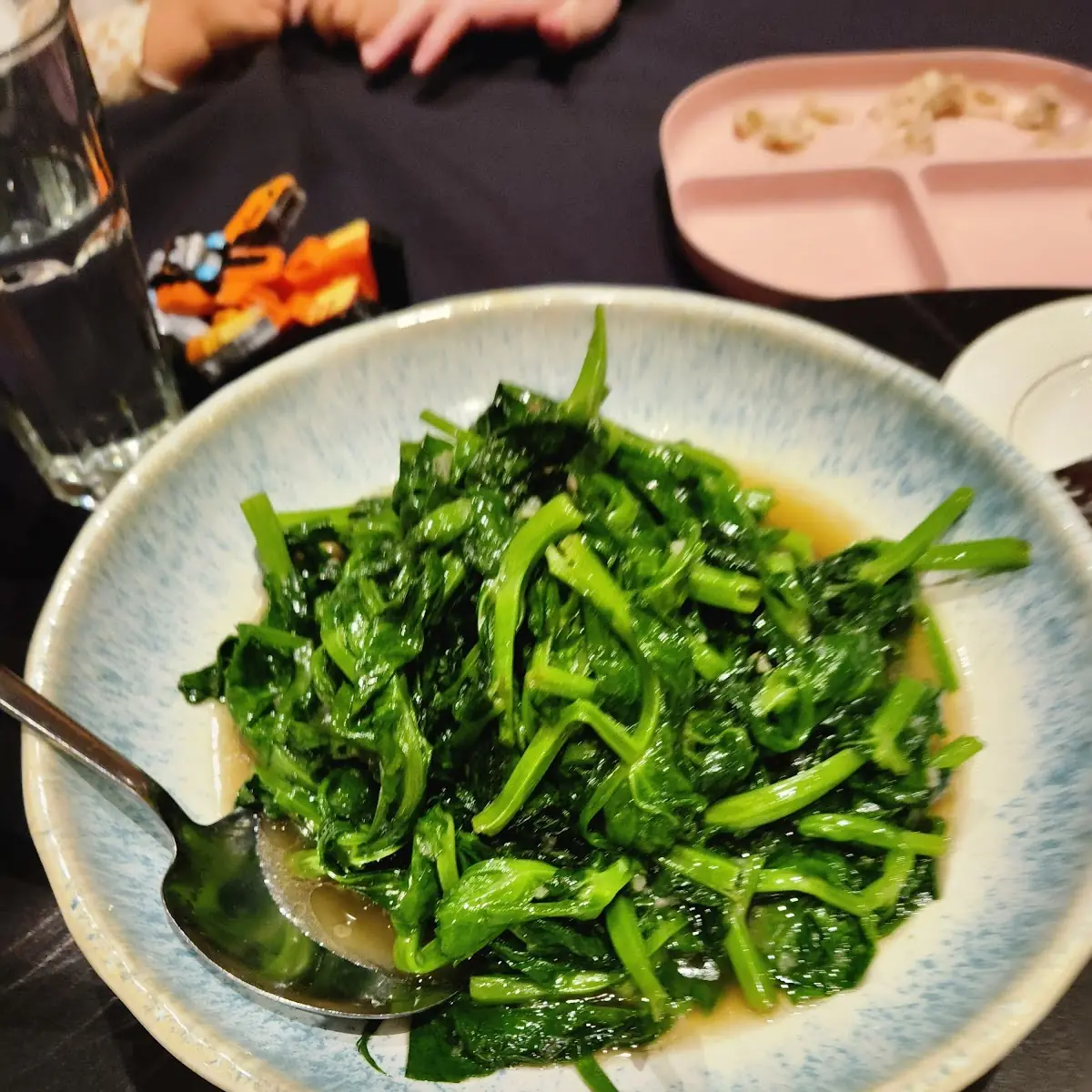 Snow Pea Leaves