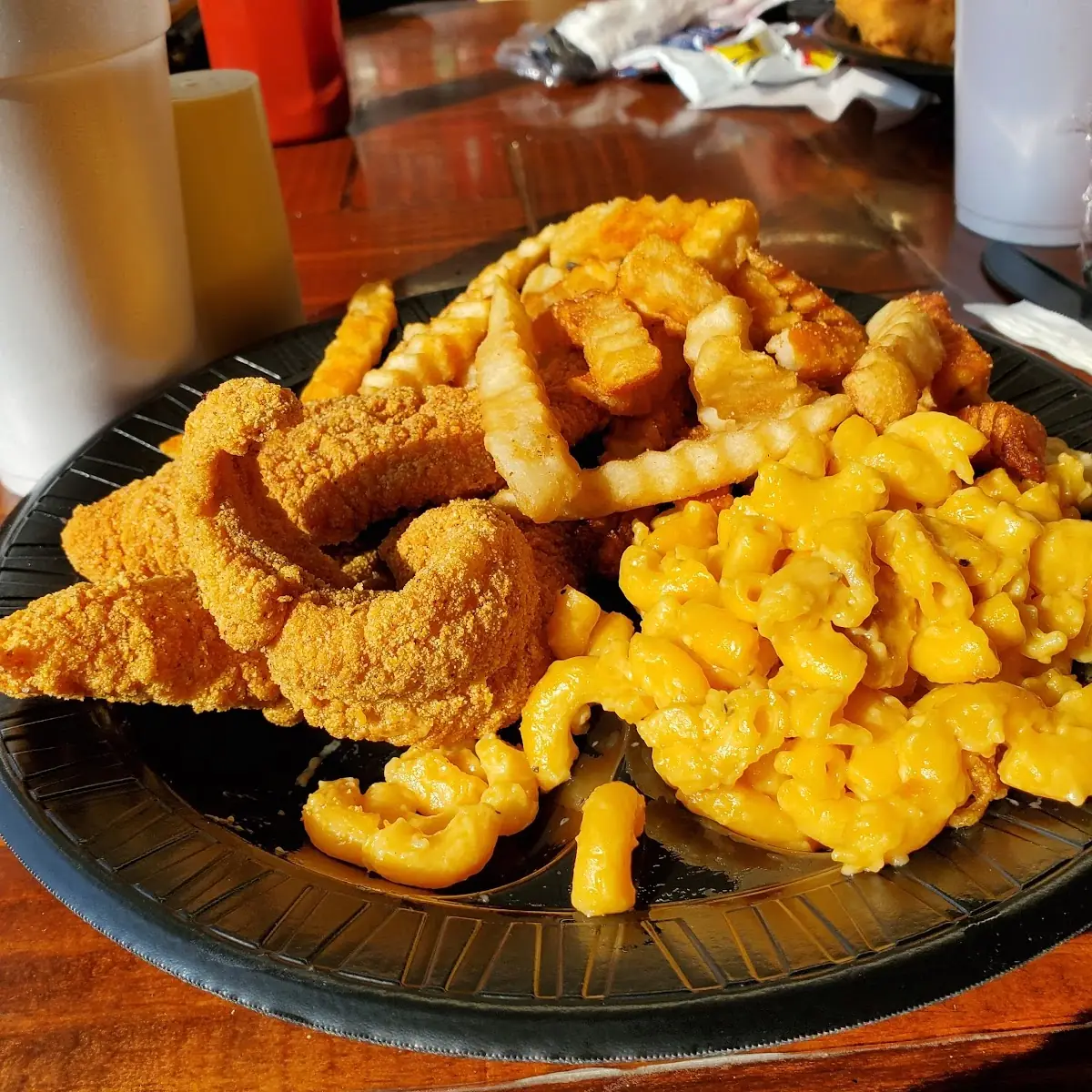 Catfish Mac & Cheese & Fries