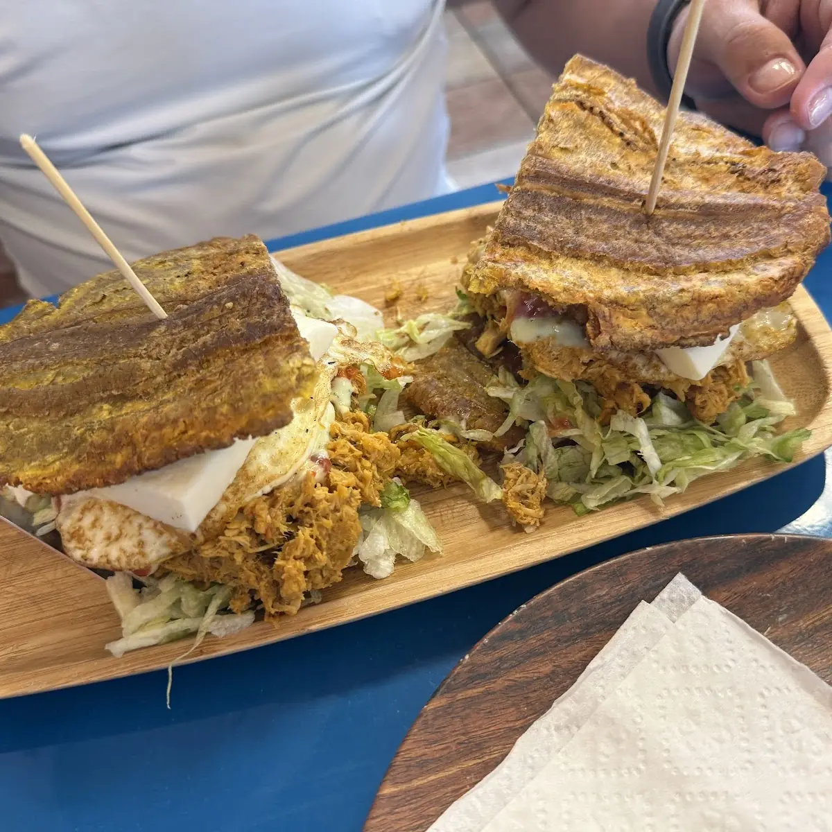 Hamburguesa de chuleta ahumada / Smoke pork chop Burger