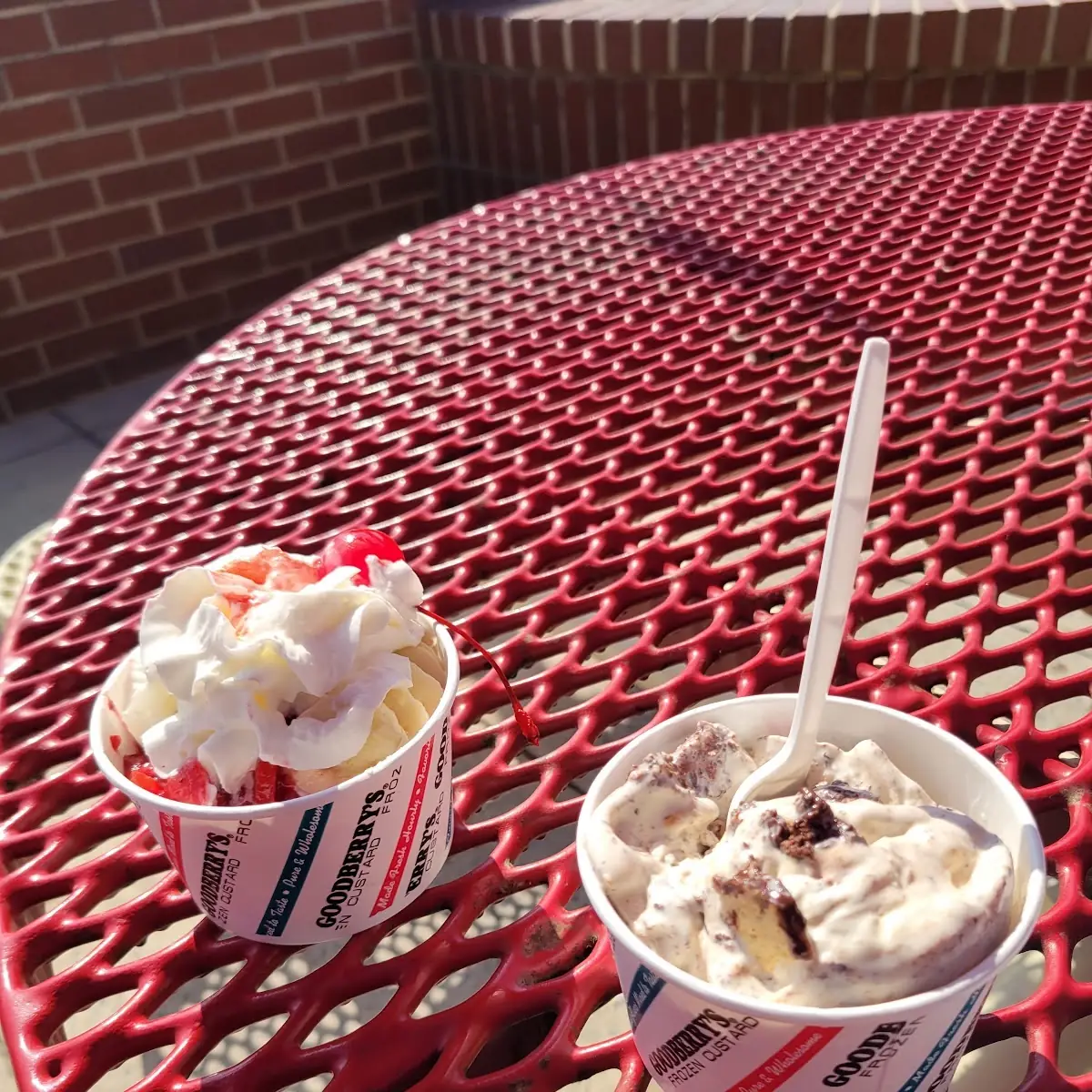 The Original Goodberry's Banana Split