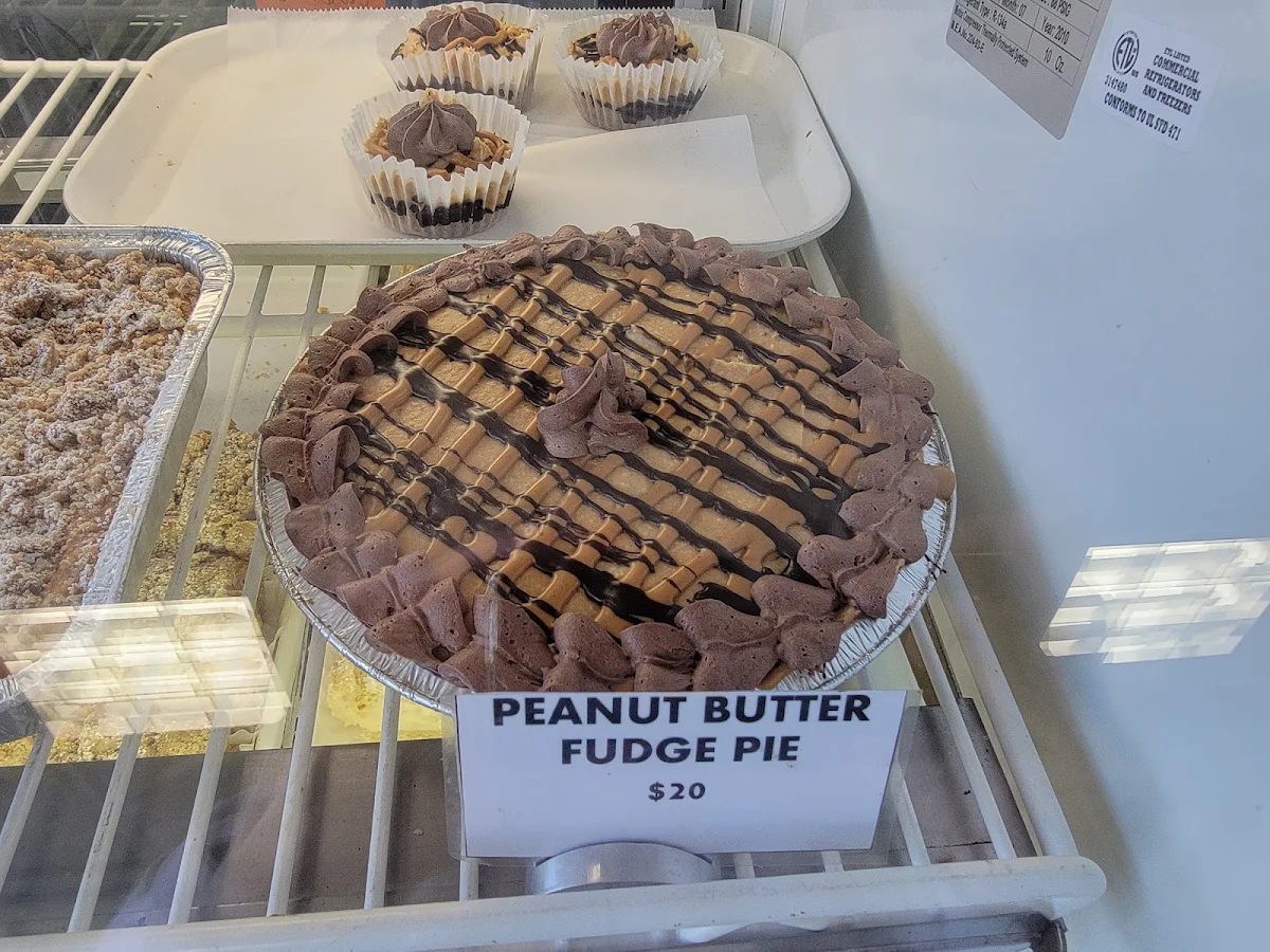 Peanut Butter Fudge Pie