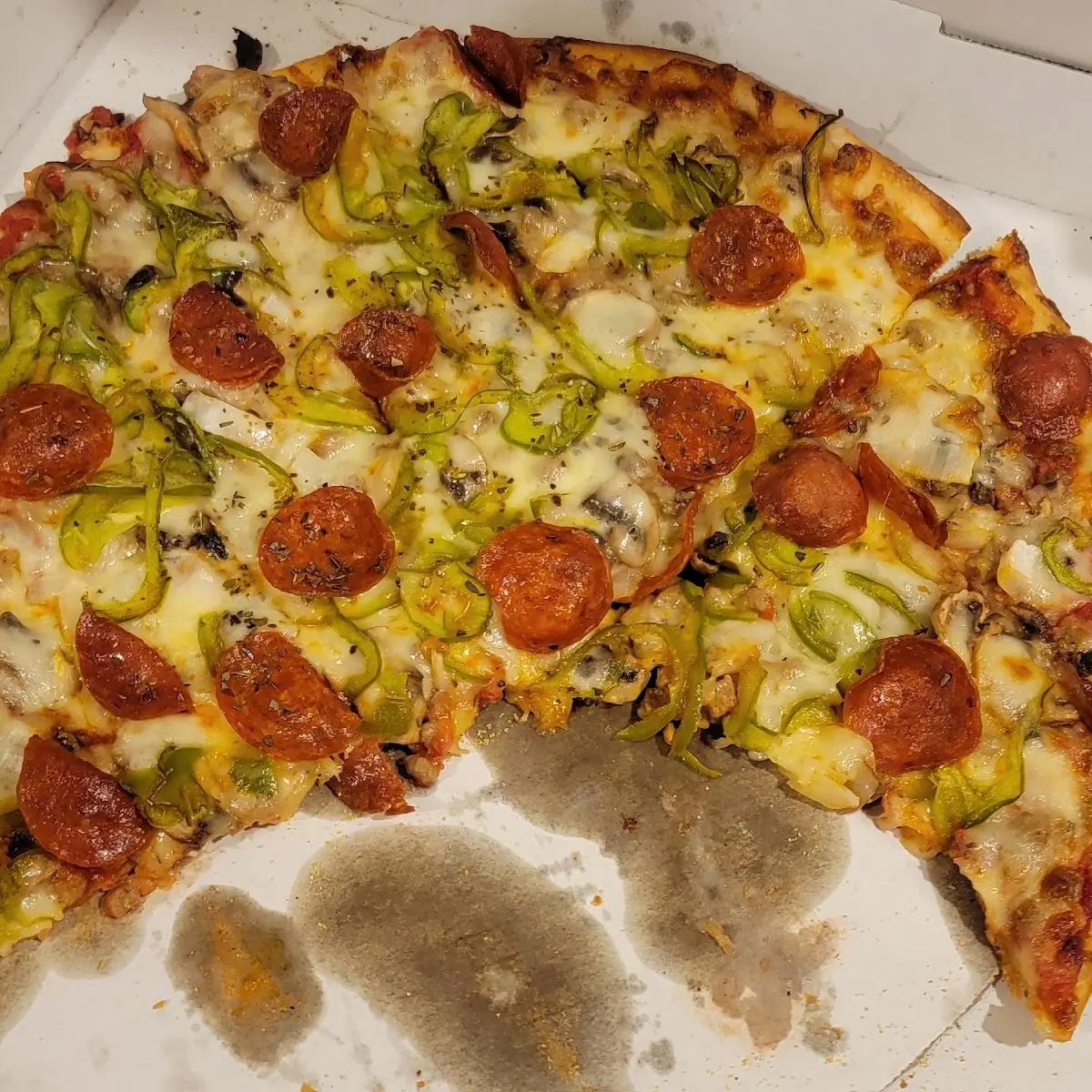 Large Supreme Pizza