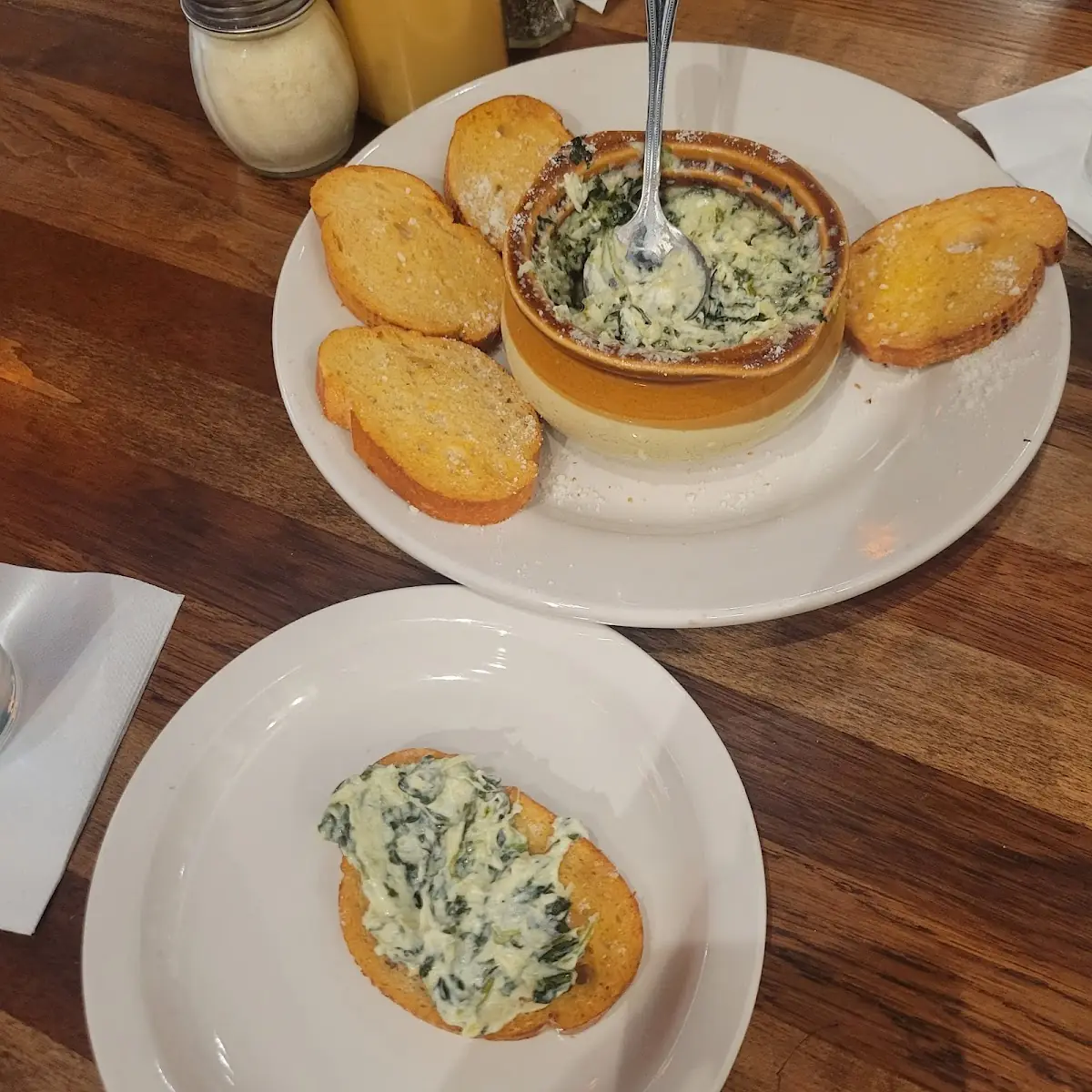Hot Asiago Spinach Artichoke Dip