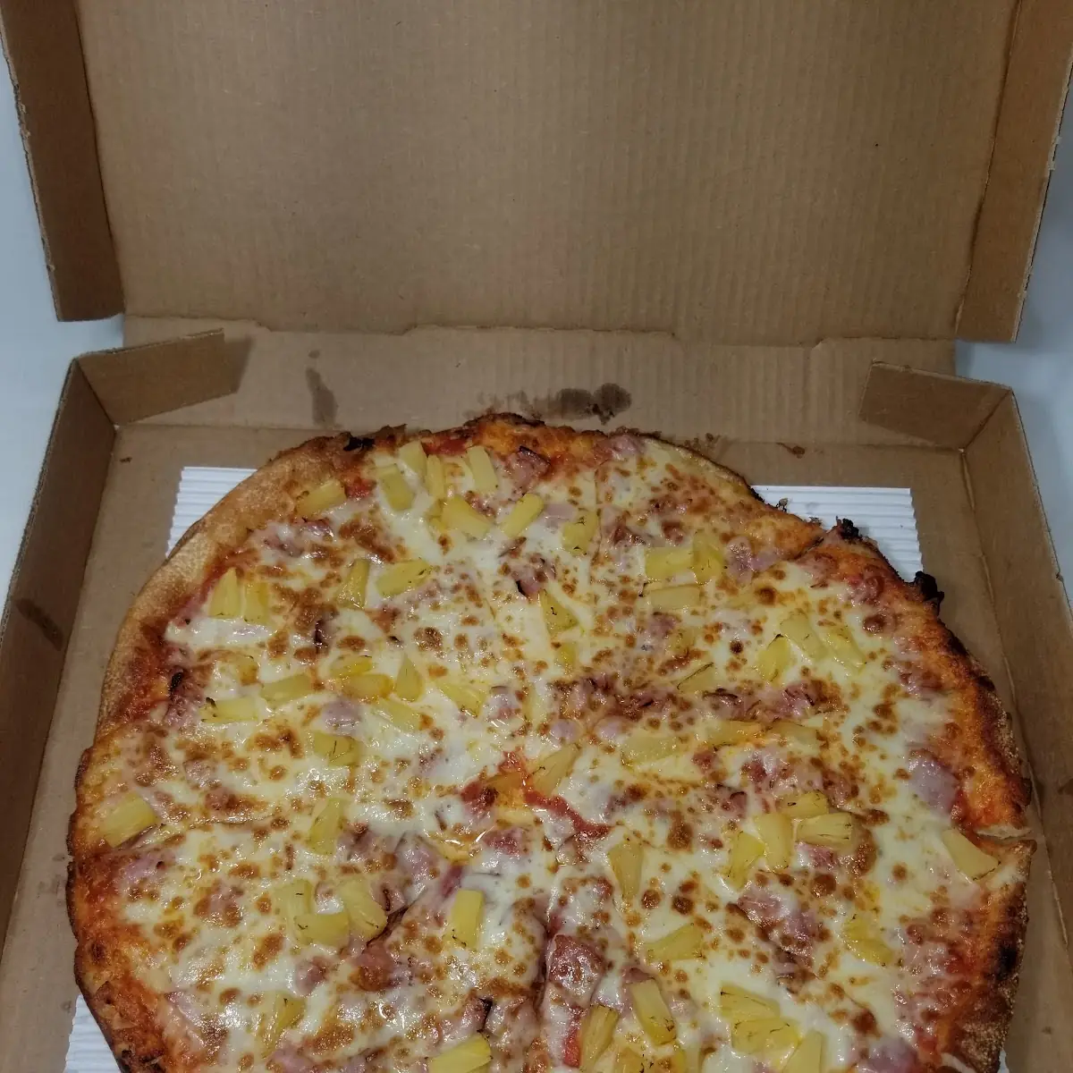 Hawaiian Pizza