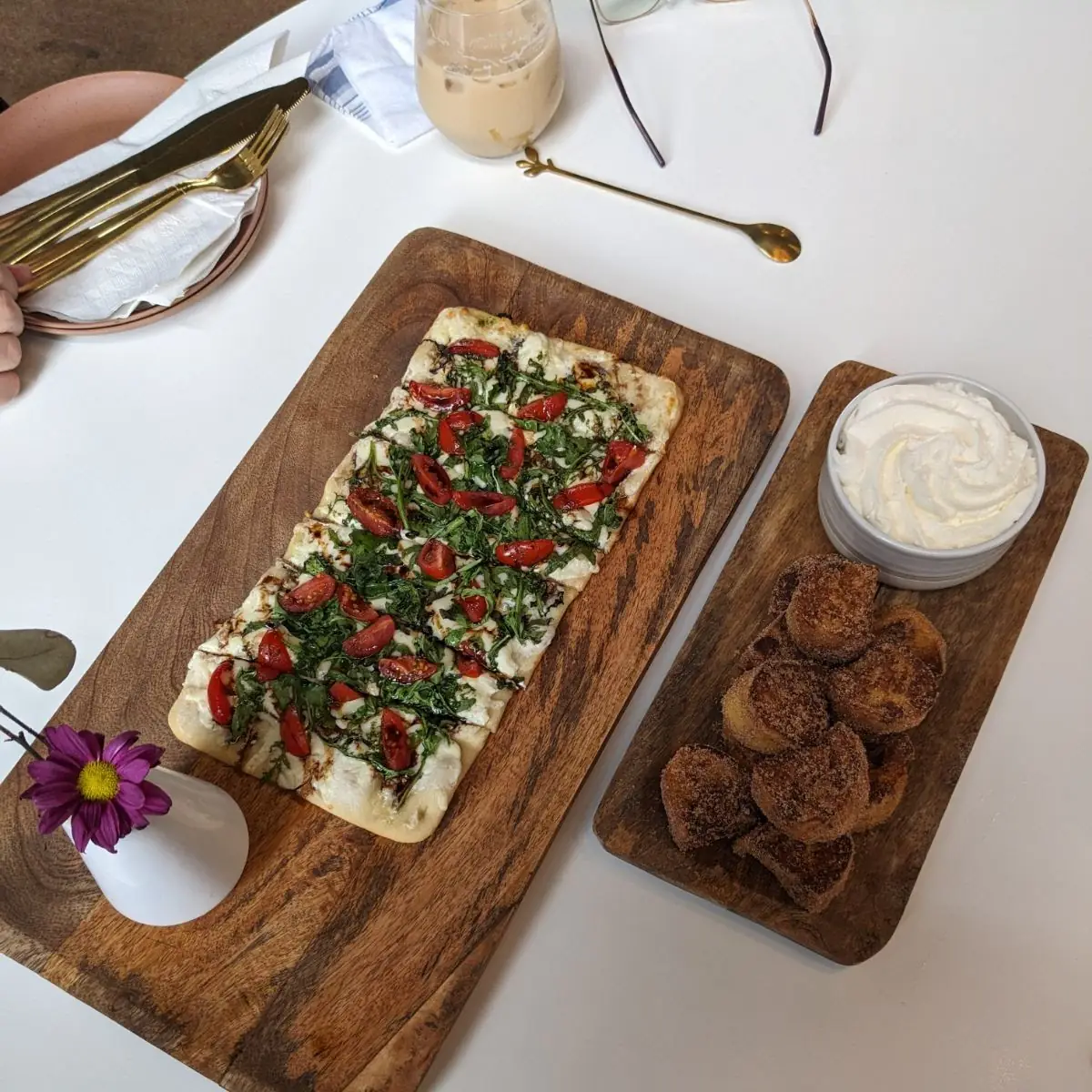 The Tomato, Revive Boutique Bistro