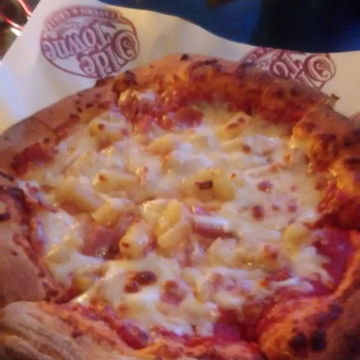 Hawaiian Pizza