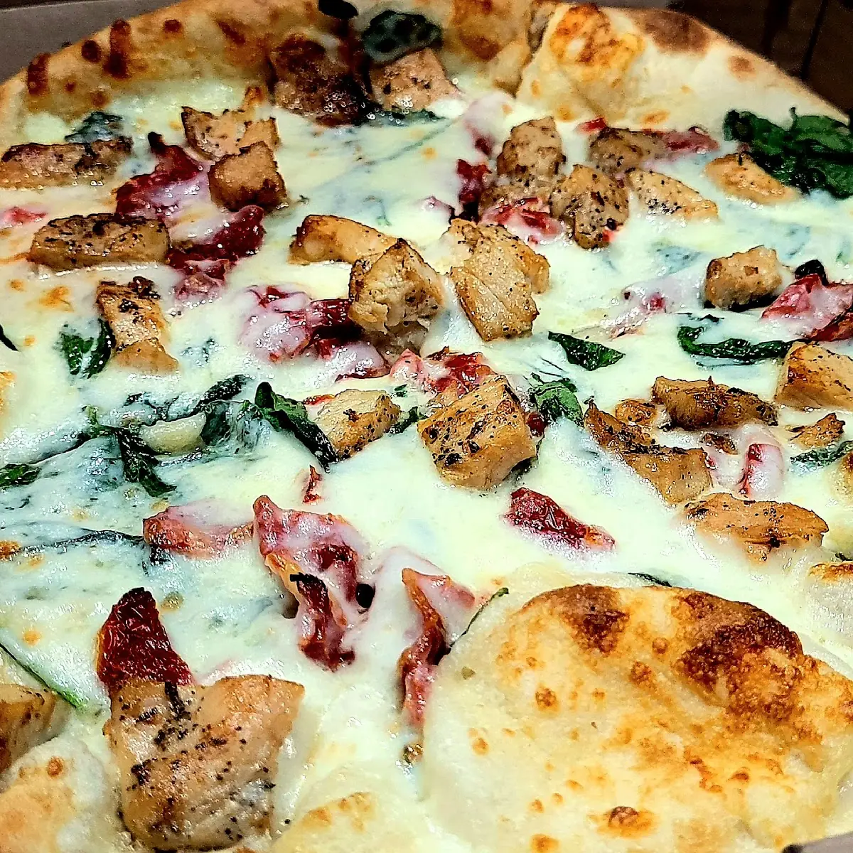 Chicken Florentine Pizza