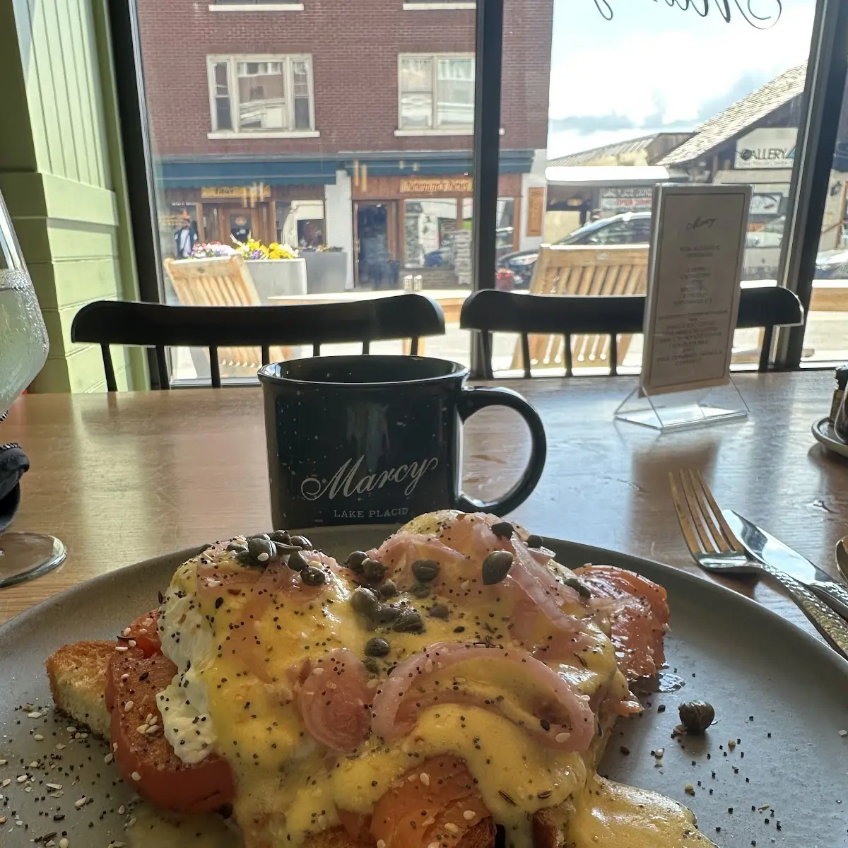 Eggs Benedict