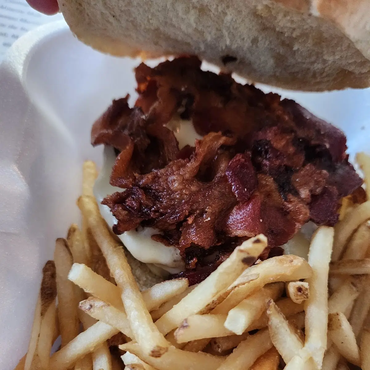 Crispy Bacon Cheeseburger