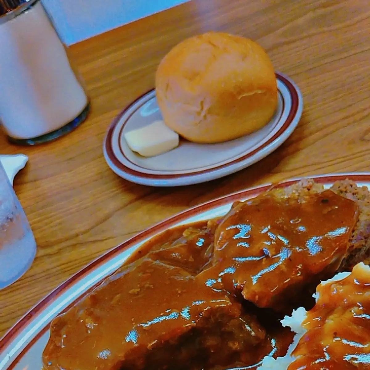 Meatloaf Mashed Potatoes and Black Eyed Peas