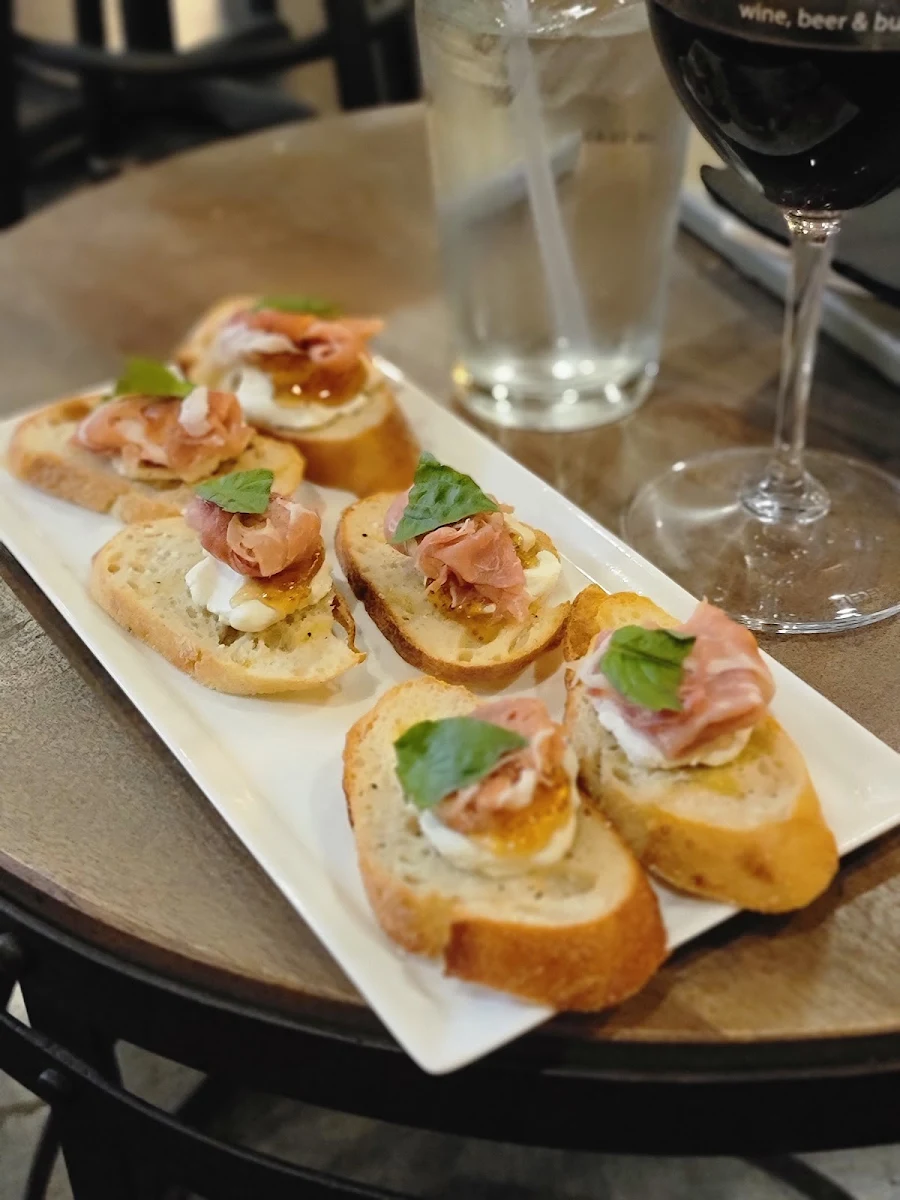 Goat Cheese & Prosciutto Crostini