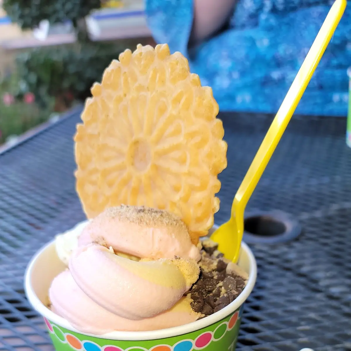 Strawberry Cheesecake Frozen Yogurt
