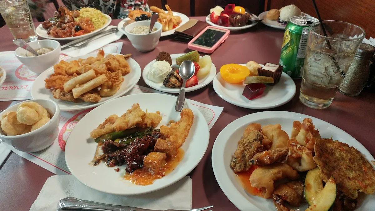 Highlights, Kiki Gardens Restaurant