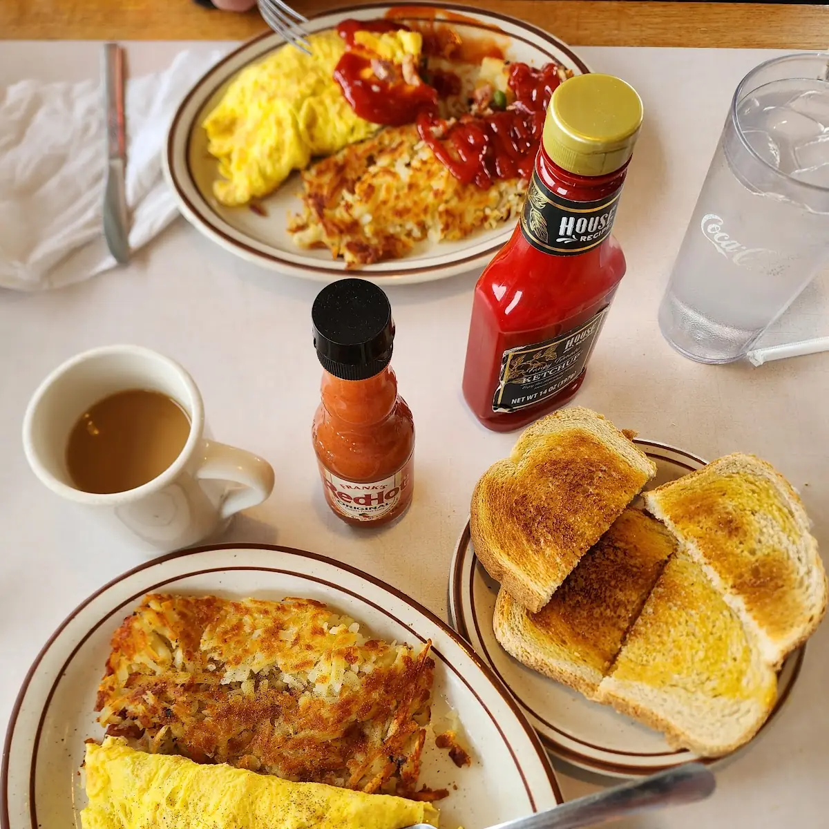 Western Omelet and Rye Toast