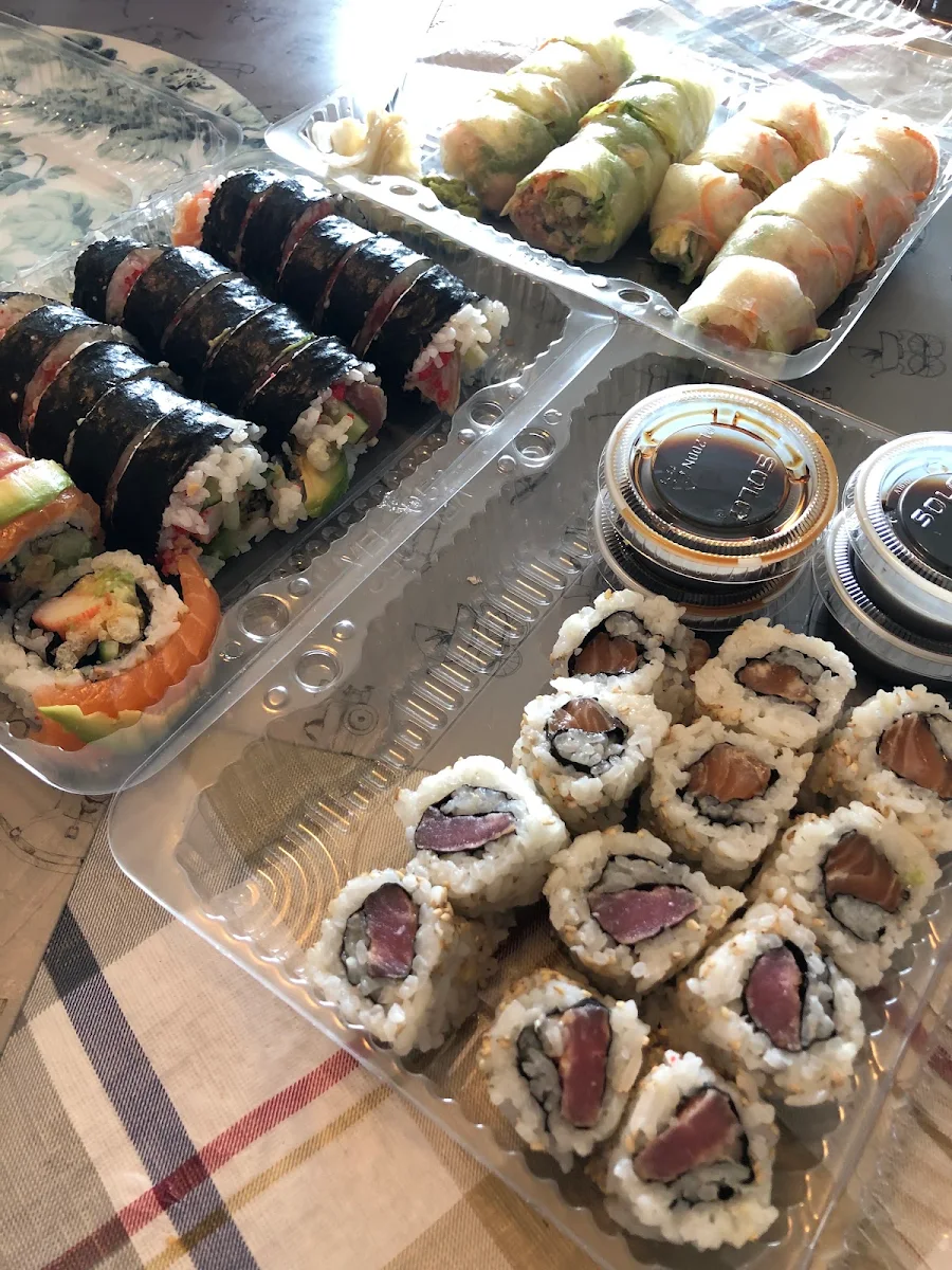 Spicy Tuna Spicy Salmon
