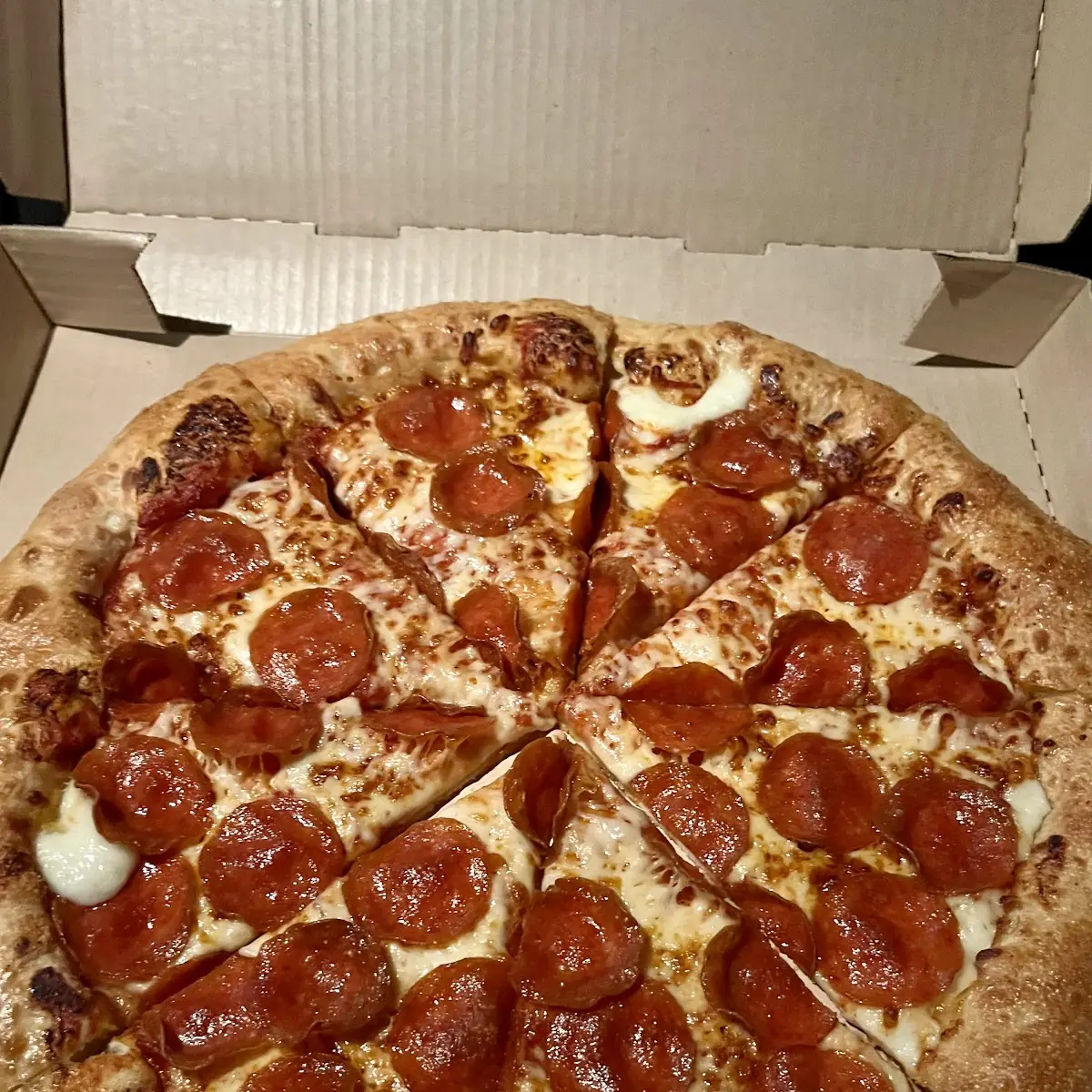 Large Stuffed Crust w Pepperoni