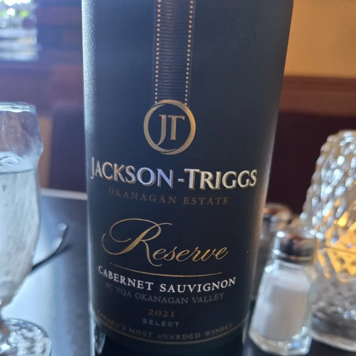 Wine, Diamond Steak & Seafood House