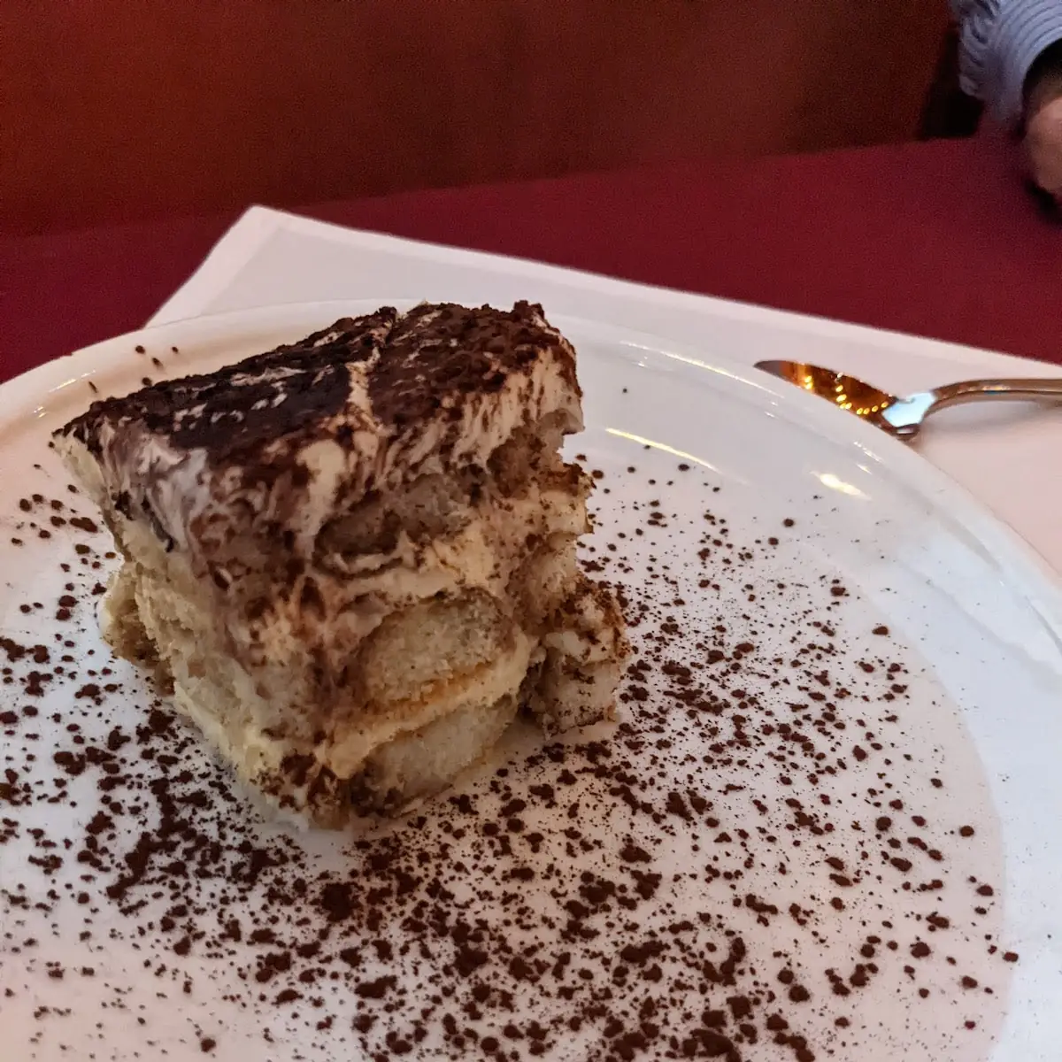 Tiramisu Cake